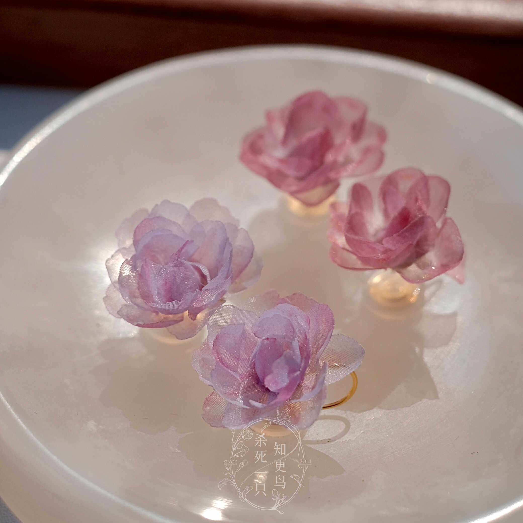 《柔雾山茶》原创春夏仙气纯欲手绘立体欧根纱花朵耳钉耳夹无耳洞,饰品/流行首饰/时尚饰品新,耳钉,淘宝优惠券,粉丝福利购,淘宝优惠卷