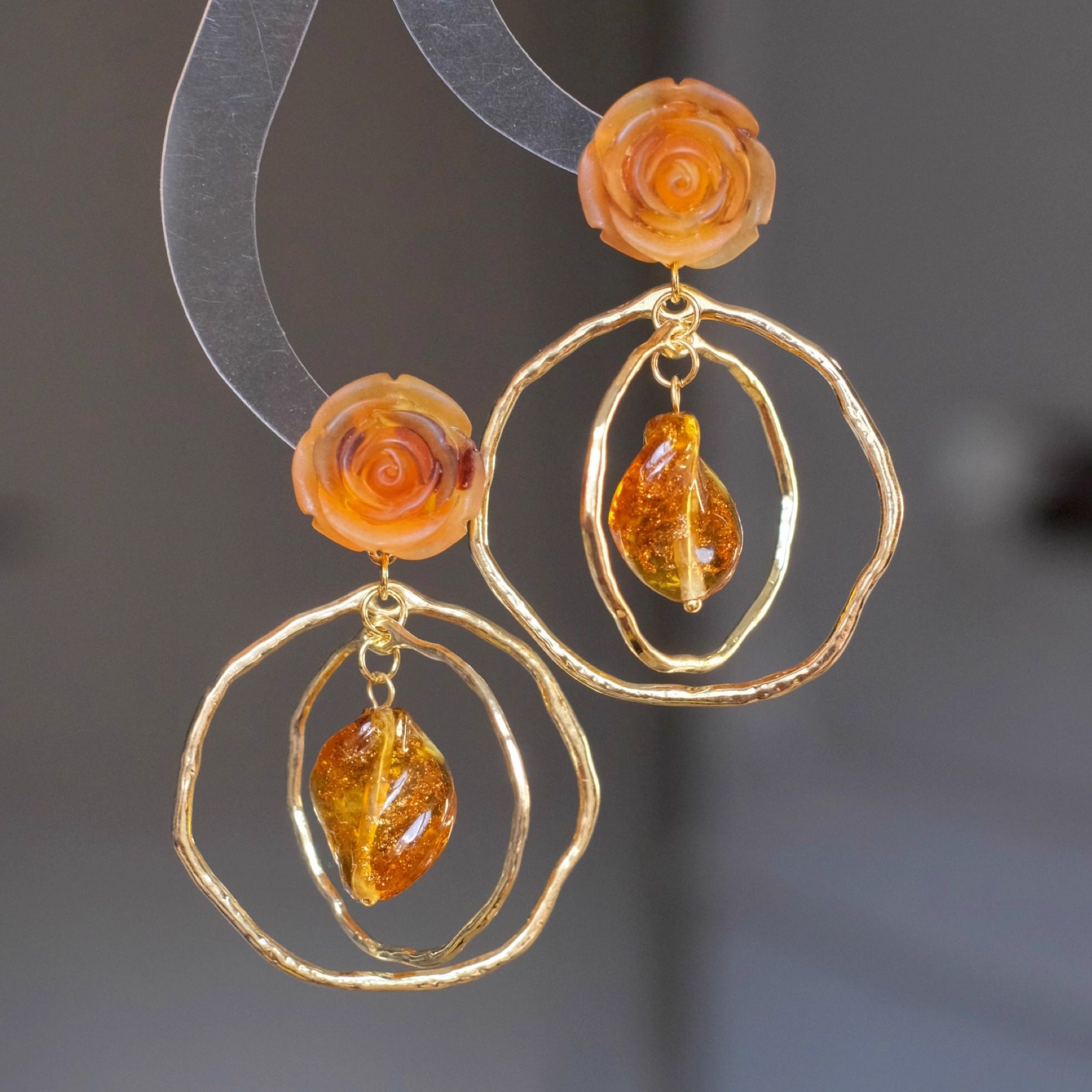 《吉维尼花园》原创小众复古秋冬玫瑰花朵美拉德大圈耳环耳夹耳饰