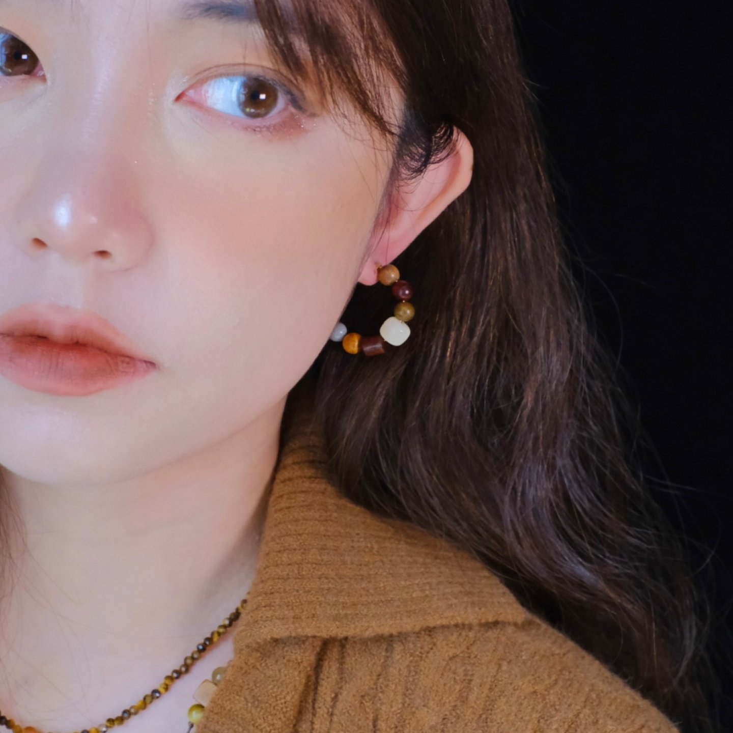 《陶木之息》秋冬复古禅意彩色木质串珠撞色C形圆圈耳环耳饰耳夹