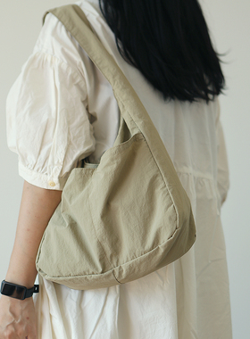 布谷森林女士慵懒风休闲尼龙布包上班通勤包百搭单肩托特包女B536