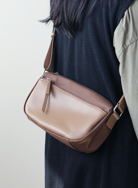 布谷森林女士尼龙布配真皮斜挎小包休闲轻便百搭单肩斜挎包女B523