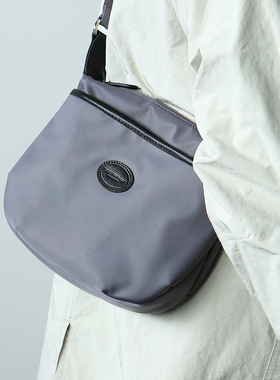 布谷森林新款尼龙布半圆包女单肩包时尚百搭文艺潮流斜挎包B659