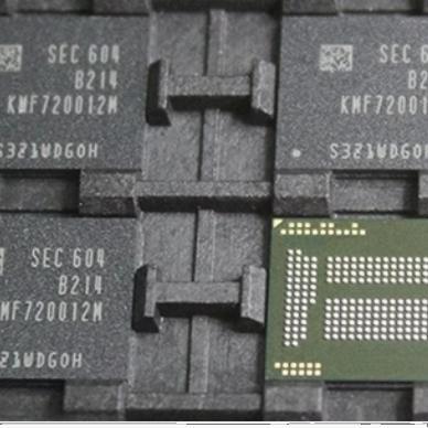 原装 KMRX1000BM-B614 BGA221球 EMCP 32+24 32GB储存芯片