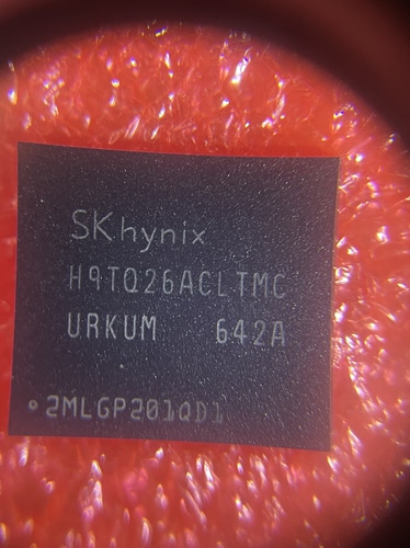 全新原装 H9TQ26ACLTMCUR-KUM BGA221球 EMCP 32GB 字库