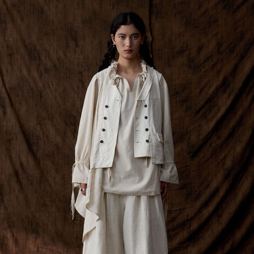 耳语白工匠感不对称下摆马甲