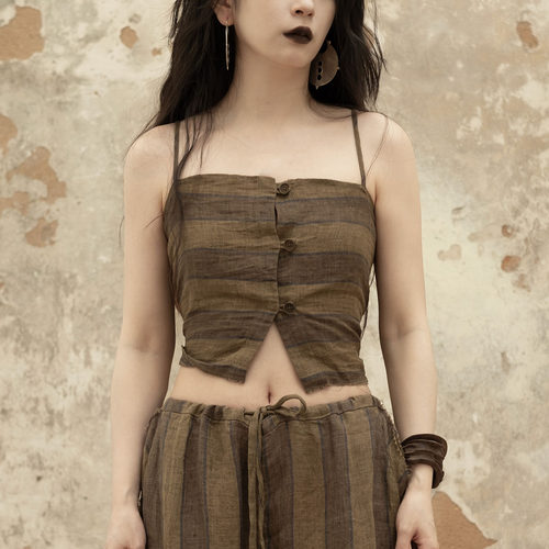 条纹多穿吊带小衫夏季设计感