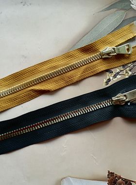 批发黑色姜黄色70cm长5号树脂拉链单头仿铜上衣外套包包卫衣拉锁