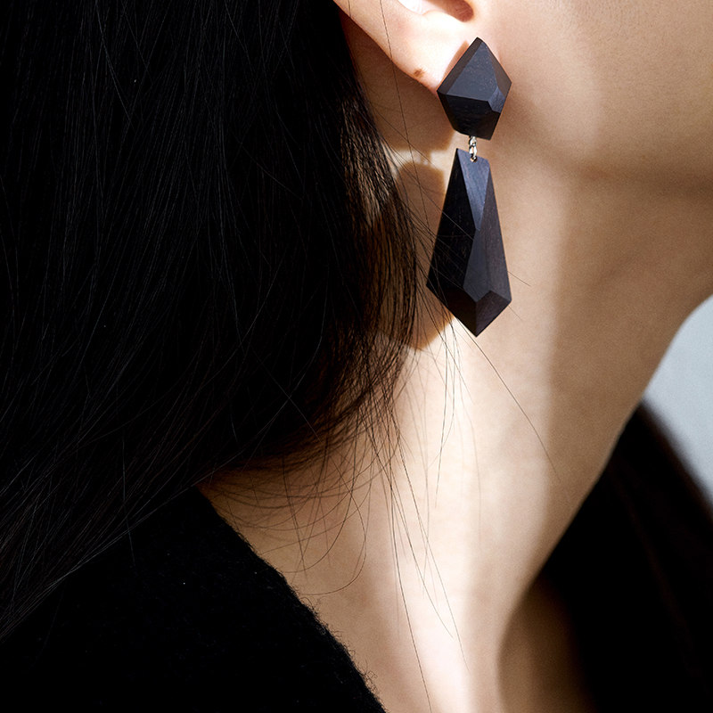 幾何黑檀质大不规则轻奢高雅耳环
