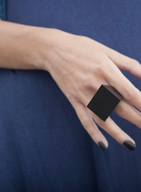 黑檀木网红推荐 夸张黑色手工时装戒 檀木质戒指女食指戒个性百搭