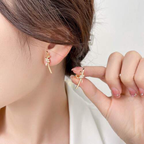 打结长款耳环银镀18k玫瑰金Knot耳钉蝴蝶结耳饰镶钻高级感轻奢ins