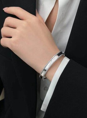 签名宽手镯女生轻奢小众精致高级感玫瑰金时尚网红爆款手饰手环