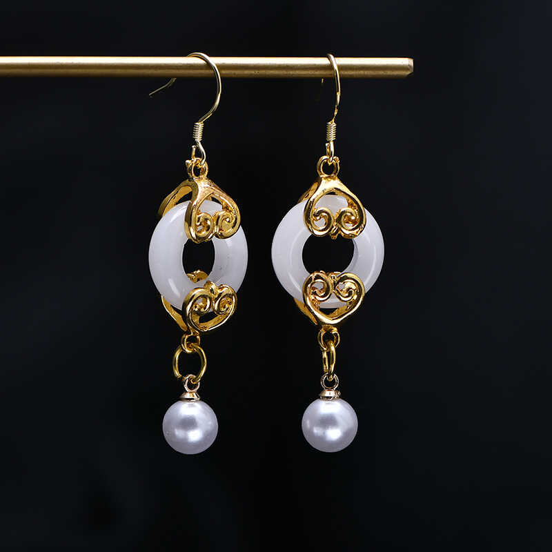 气质轻奢精致长款新中式小众耳饰