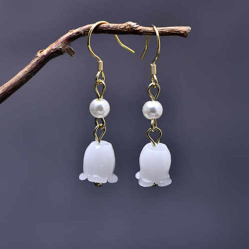 简约气质显脸瘦甜美个性纯银耳饰