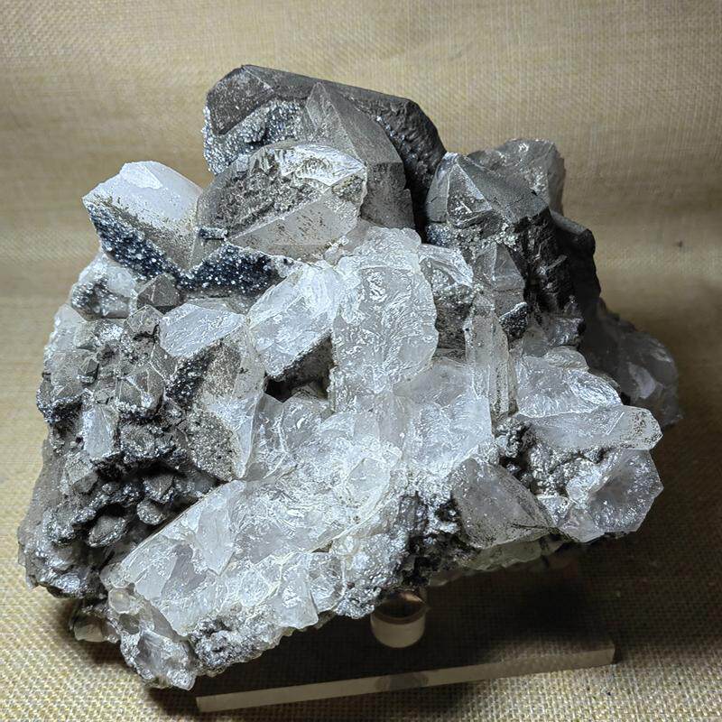 l86日本双晶矿物晶体水晶矿石标本地质宝石接触双晶摆件crystal