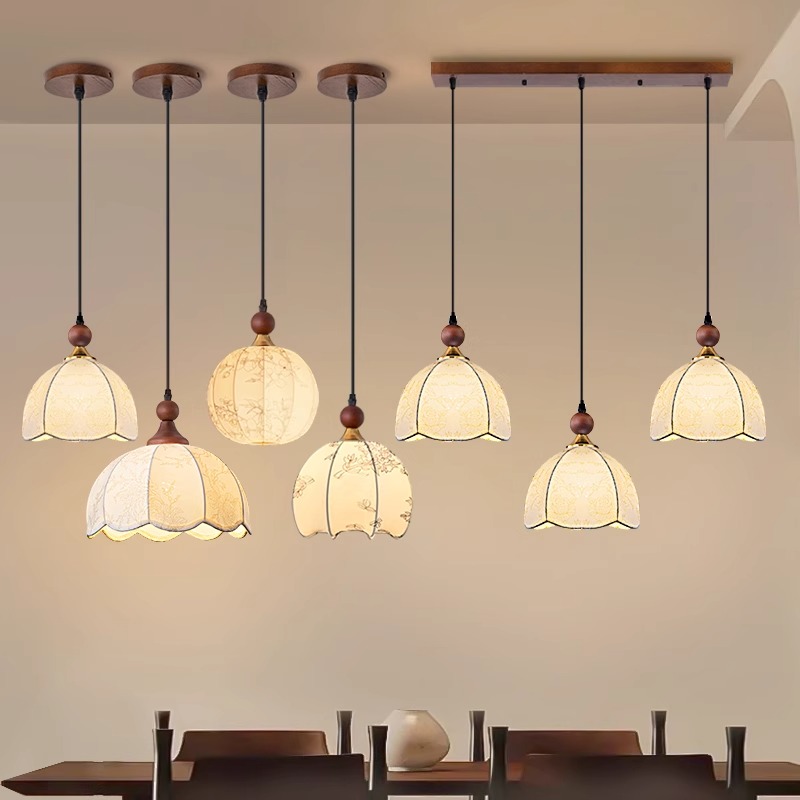 新款中古风餐厅吊灯三头圆盘卧室布艺走廊过道书房高级感单头吊灯