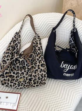 新款时尚豹纹双面腋下包休闲大容量女士单肩包时尚百搭手提托特包