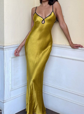 过渡性感ZONE小众绿色吊带过膝连衣裙辣妹度假休闲露背约会长礼服