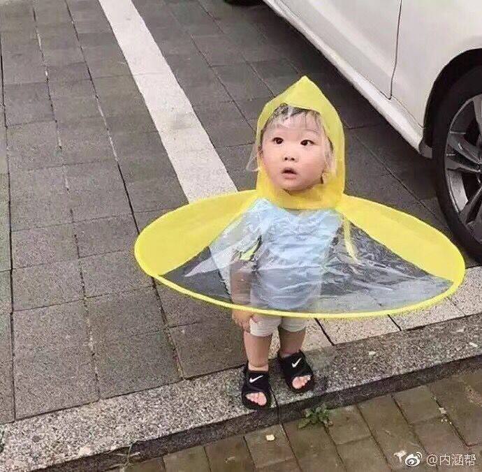 头戴式防水幼儿园雨衣