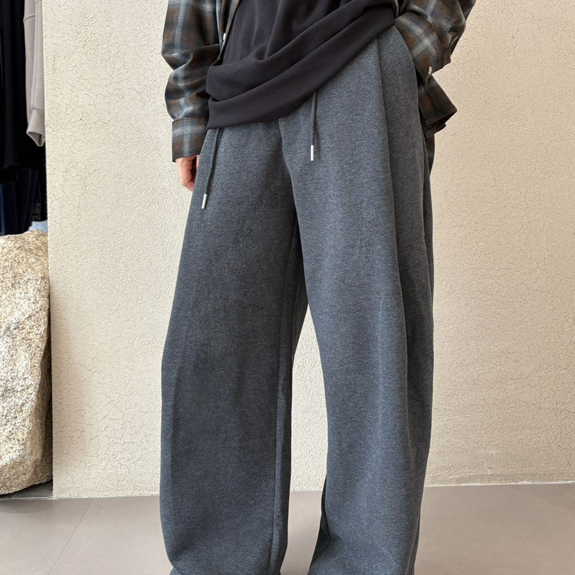 EMCS-羊毛尼面料触感柔软亲肤云朵般触感内里轻拉毛休闲裤259073