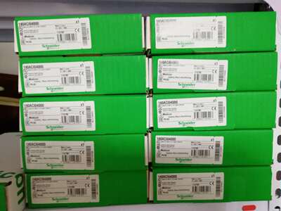 施耐德plc模块TSXP57303AM