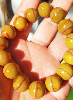 战国红精美闪丝手串，一线天同料黄砂润底，尊黄正色标本级、少见