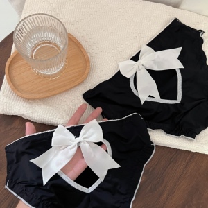 sweet小铺黑色后镂空爱心甜美蝴蝶结纯欲性感冰丝少女三角内裤女