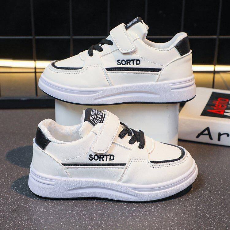 童鞋新款透气休闲小白鞋皮面平底秋款运动鞋女童休闲学生男童板鞋