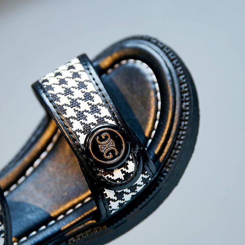 童鞋新款透气休闲小女孩凉鞋时尚平底露趾公主鞋女童儿沙滩鞋夏款