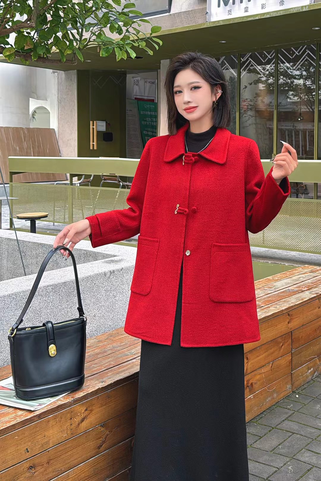 2025秋冬新款大红羊绒大衣女中长款韩版宽松翻领羊毛呢子外套