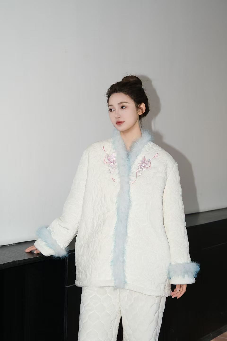 原艾慕优  樱雾云舒冬季三层夹棉加绒加厚可外穿睡衣套装