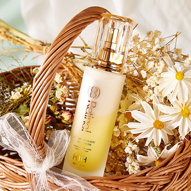 视黄醇抗皱弹润精华水控油淡纹提亮收缩毛孔补水保湿乳喷雾紧致