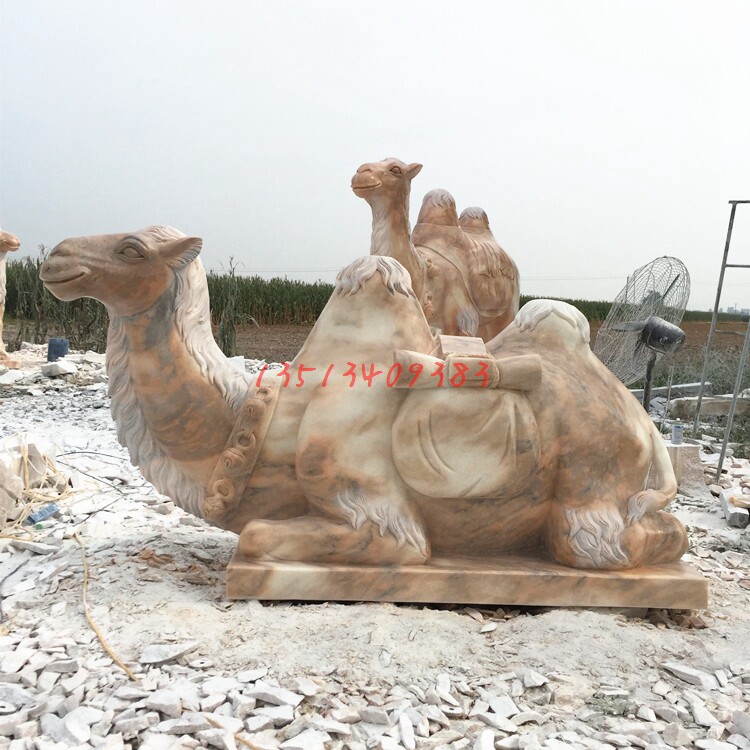 石雕骆驼动物雕塑花岗岩沙漠园林景观主题公园石材雕刻晚霞红摆件