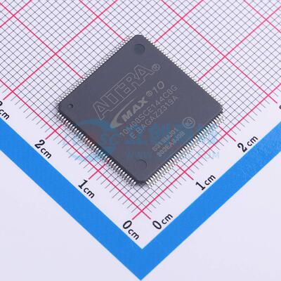 10M08SCE144C8G LQFP-144-EP(20x20) 可编程逻辑器件(CPLD/FPGA)