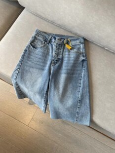 女款牛仔五分裤短裤26夏装新款女装毛边休闲百搭韩版宽松裤子