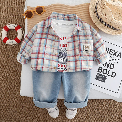 男童时尚秋装套装2025年新款秋季男童洋气长袖M标格子衬衫三件套