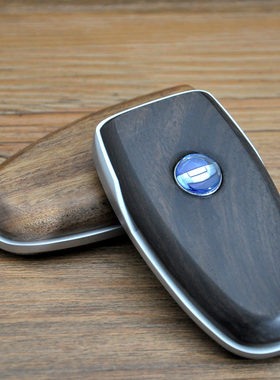 适用于吉利帝豪GLS缤瑞缤越远景X3博越嘉际熊猫汽车遥控钥匙套壳