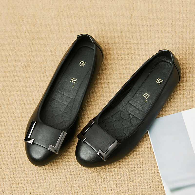 46平底特大45号44真皮大码女鞋春夏女士方口皮鞋软底软面妈妈单鞋