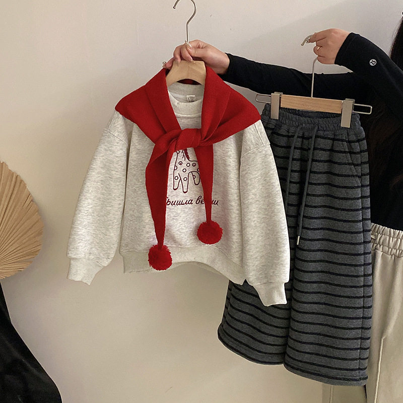女童冬季新款韩版披肩字母加绒卫衣2025百搭洋气加绒条纹裤三件套