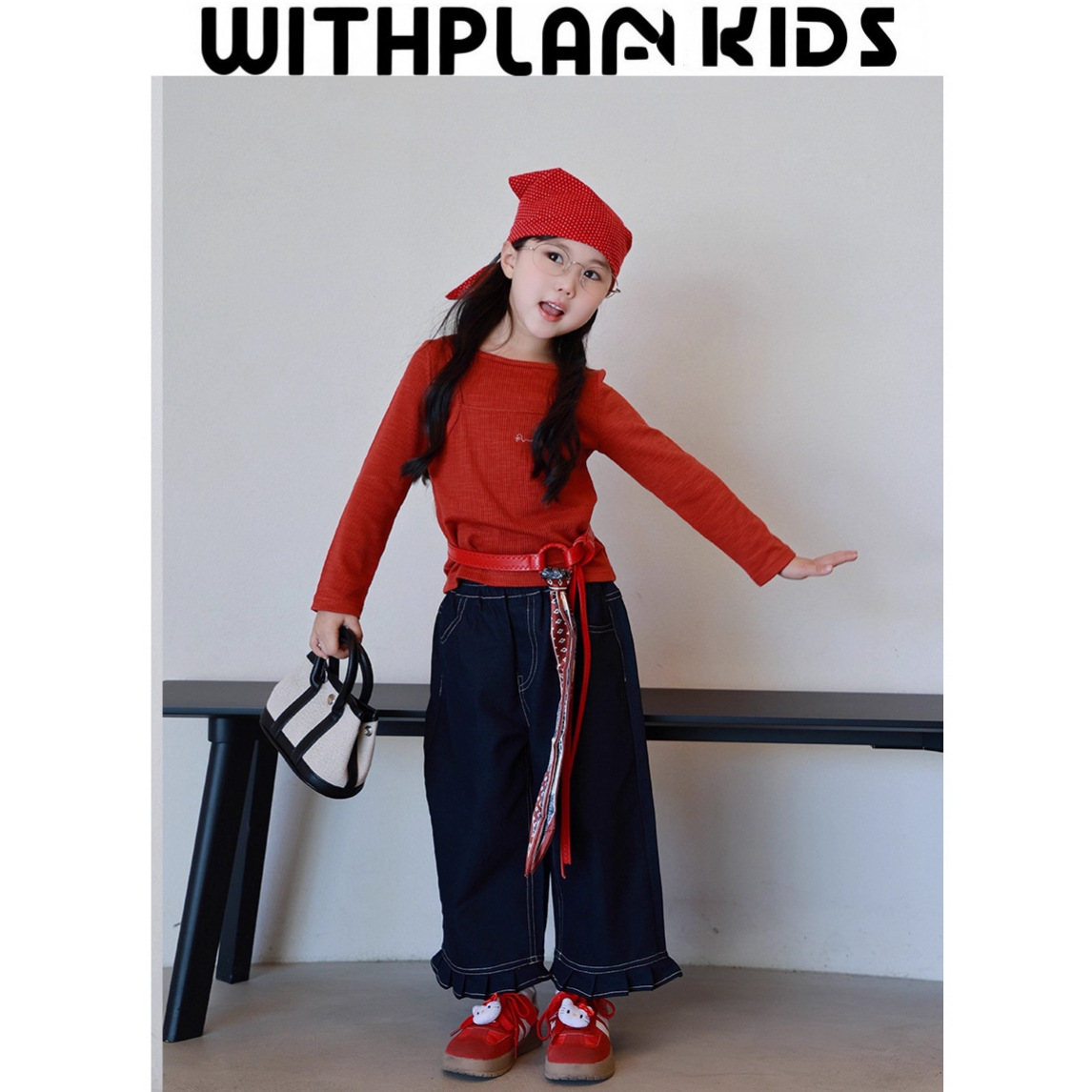 亲子装女童秋装套装潮流新款刺绣假两件上衣牛仔裤套装送腰带