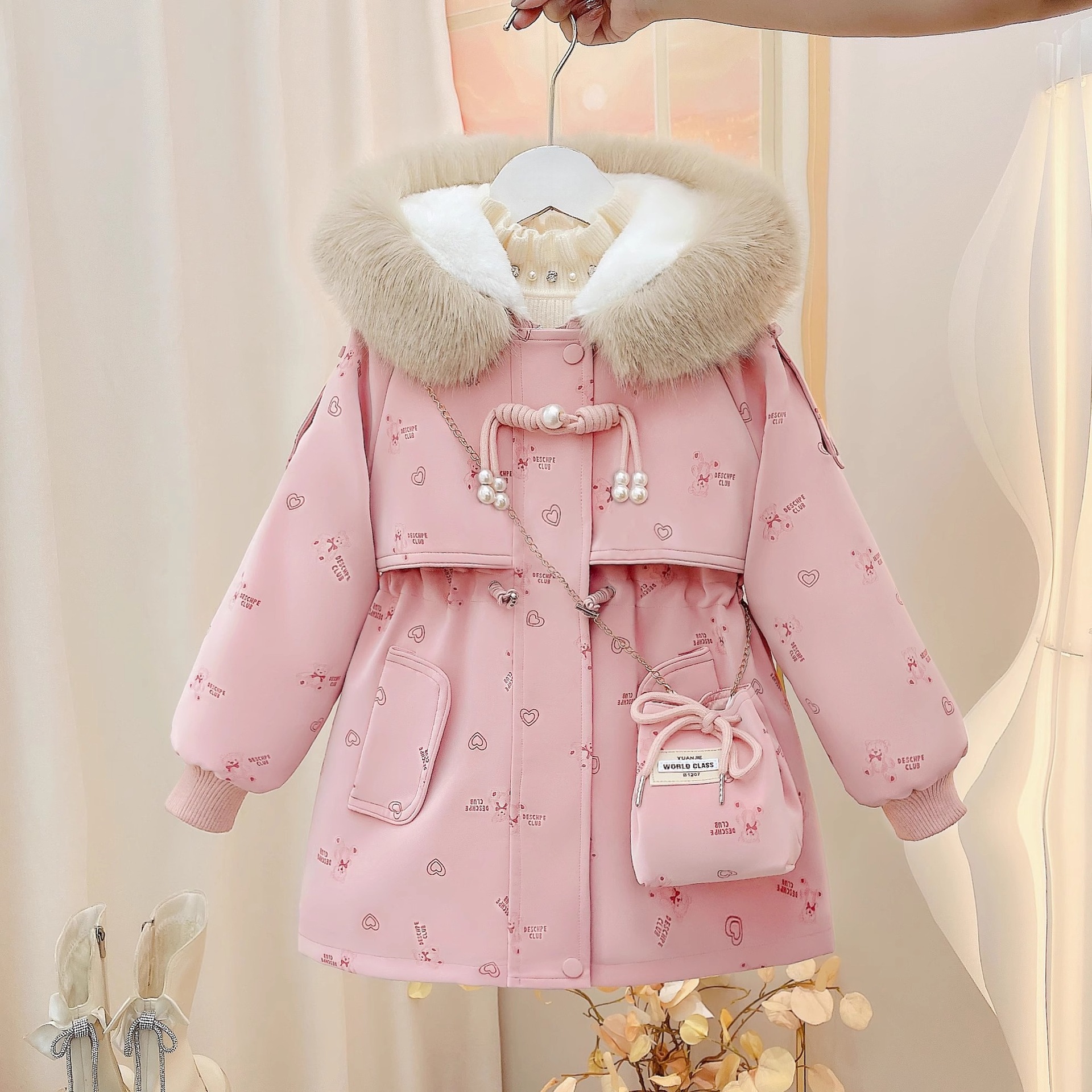 女童秋冬季新款加绒外套儿童加厚棉服中大童卡通休闲派克服