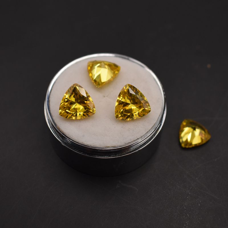 金黄色肥三角锆石裸石宝石耳钉戒指吊坠未镶嵌石珠宝首饰diy