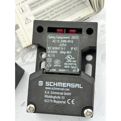 1pc x SCHMERSAL SAFETY INTERLOCK SWITCH AZ 15 ZVRK-M16-2254