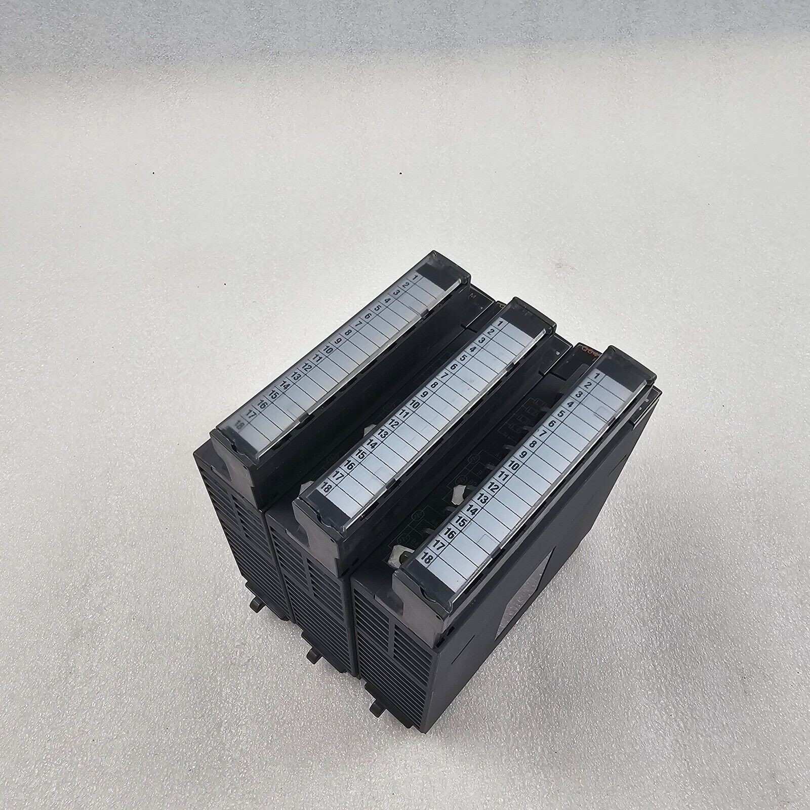 三菱温度控制单元 Q64TCRT