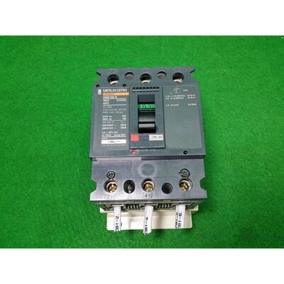 MERLIN GERIN NSE100N 小巧型 40A 行程断路器三极 480V,二手