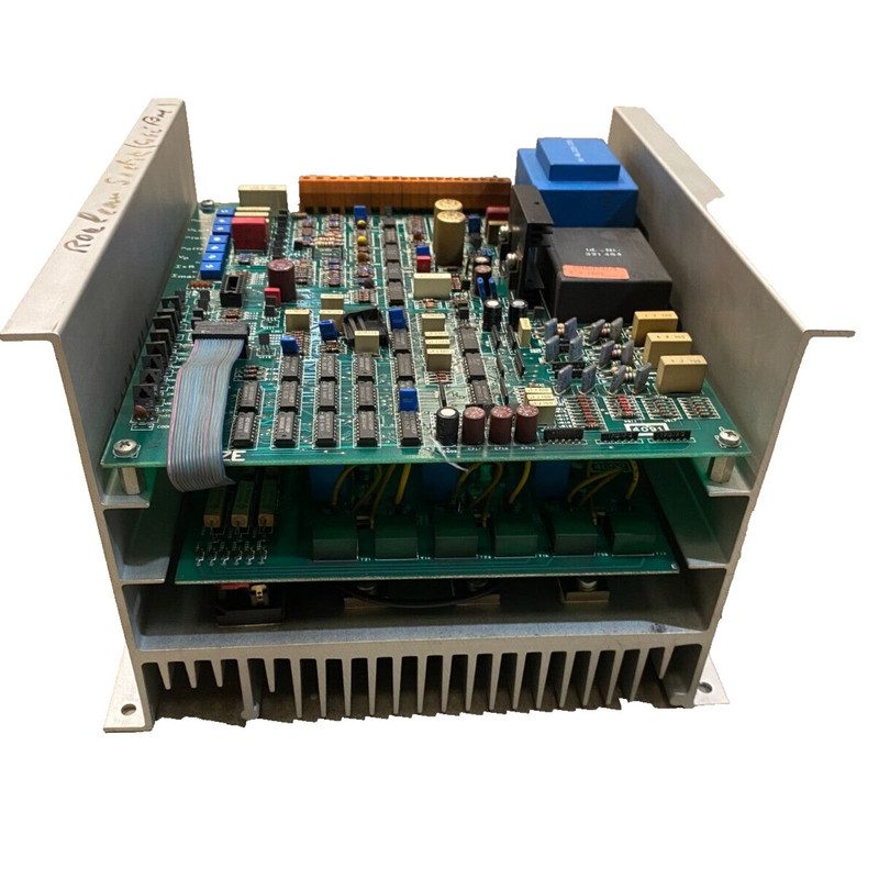 LENZE 4091 Tt 18 N 1200 K?f 18TD 6/7020/0321 Typ 493 E2 Vari