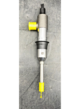 INJECTEUR 10135080 12543297 0055314 Liebherr D1