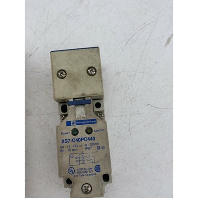 1 pc x TELEMECANIQUE XS7-C40PC440 Détecteur inductif de pro