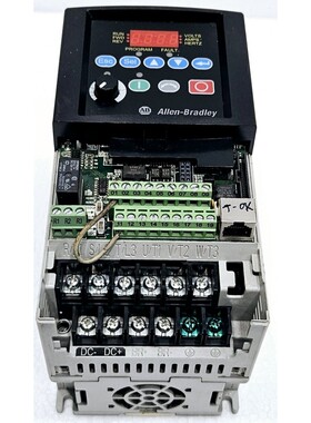 Allen Bradley 22B-D2P3N104 Powerflex 40 0,75kW/1,0 HP Aziona