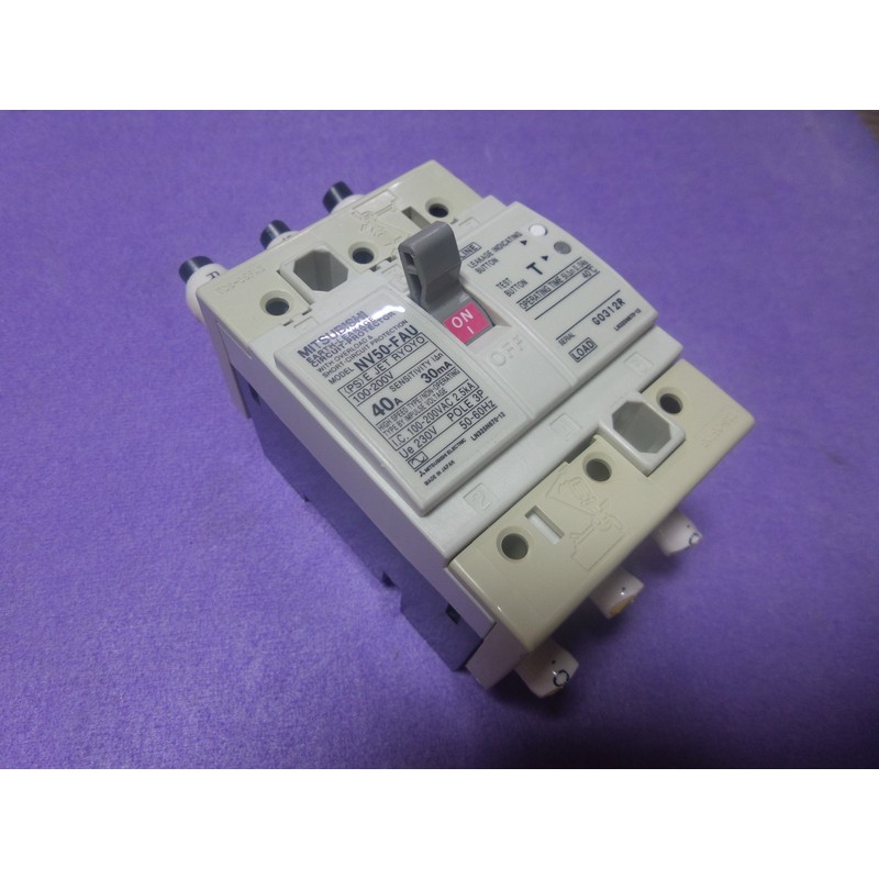 三菱 NV50-FAU-40A 无保险丝断路器 3P,二手