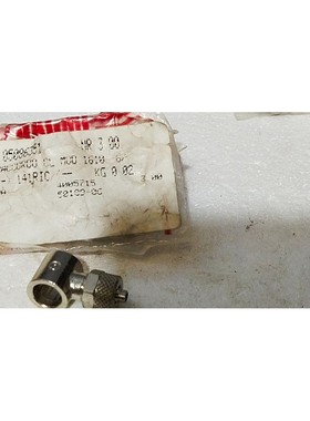 SACMI Itmric PMD 20000002 Flow Through Tee 10mm 6mm tube Con